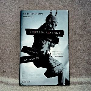 13 Reasons Why by Jay Asher (paperback)